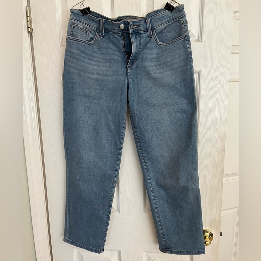 Women’s joes jeans boyfriend jeans.